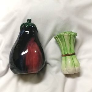 Vintage Fitz & Floyd Vegetable Salt & Pepper Shakers 🍆🧅